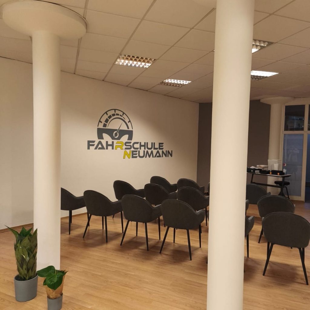 Fahrschule Dietrich & Neumann Gmbh Fahrschule Neumann Lüneburg - Der beste Weg zum Führerschein